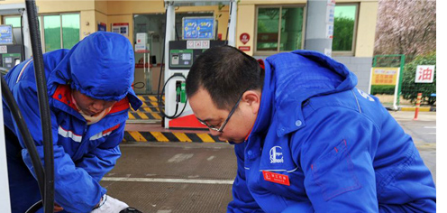 适用于石油化工行业不同款式的防静电工作服